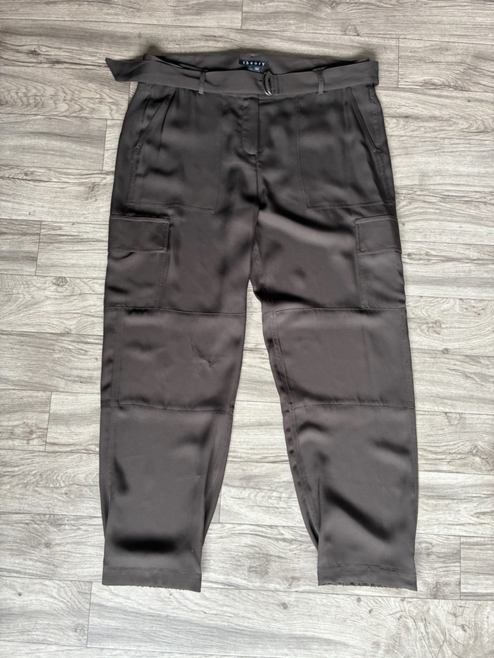 Theory Hannon Belted Cargo Pants Size 10 Tapered Ankle
NWT
